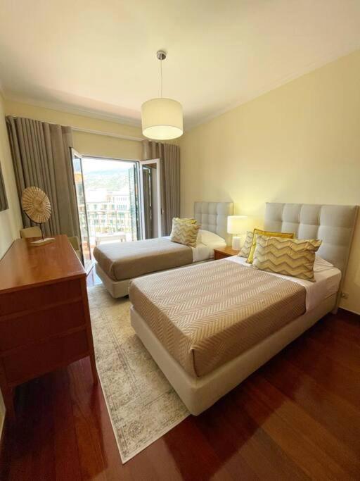 Seaview Apartment Walking To The Beach Funchal  Exterior foto