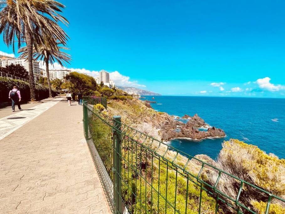 Seaview Apartment Walking To The Beach Funchal  Exterior foto